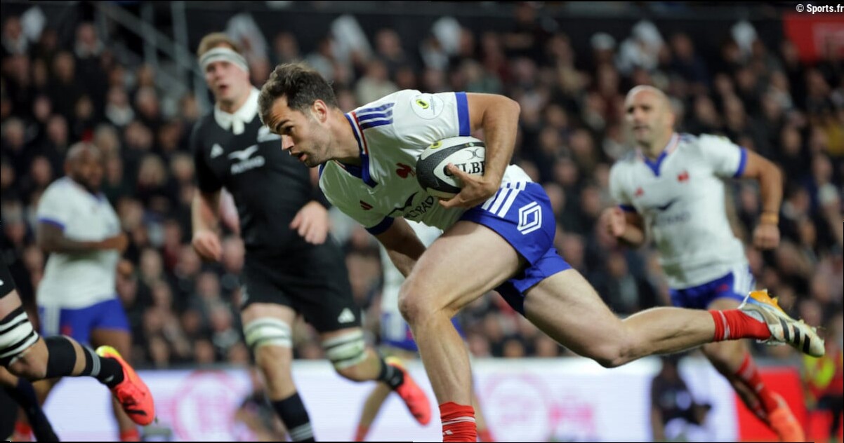 XV de France: C'est fini pour Damian Penaud