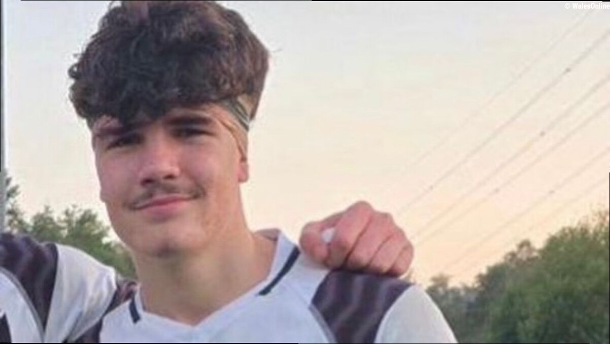 Wales rugby star's son is running 50 miles through Welsh streets every day