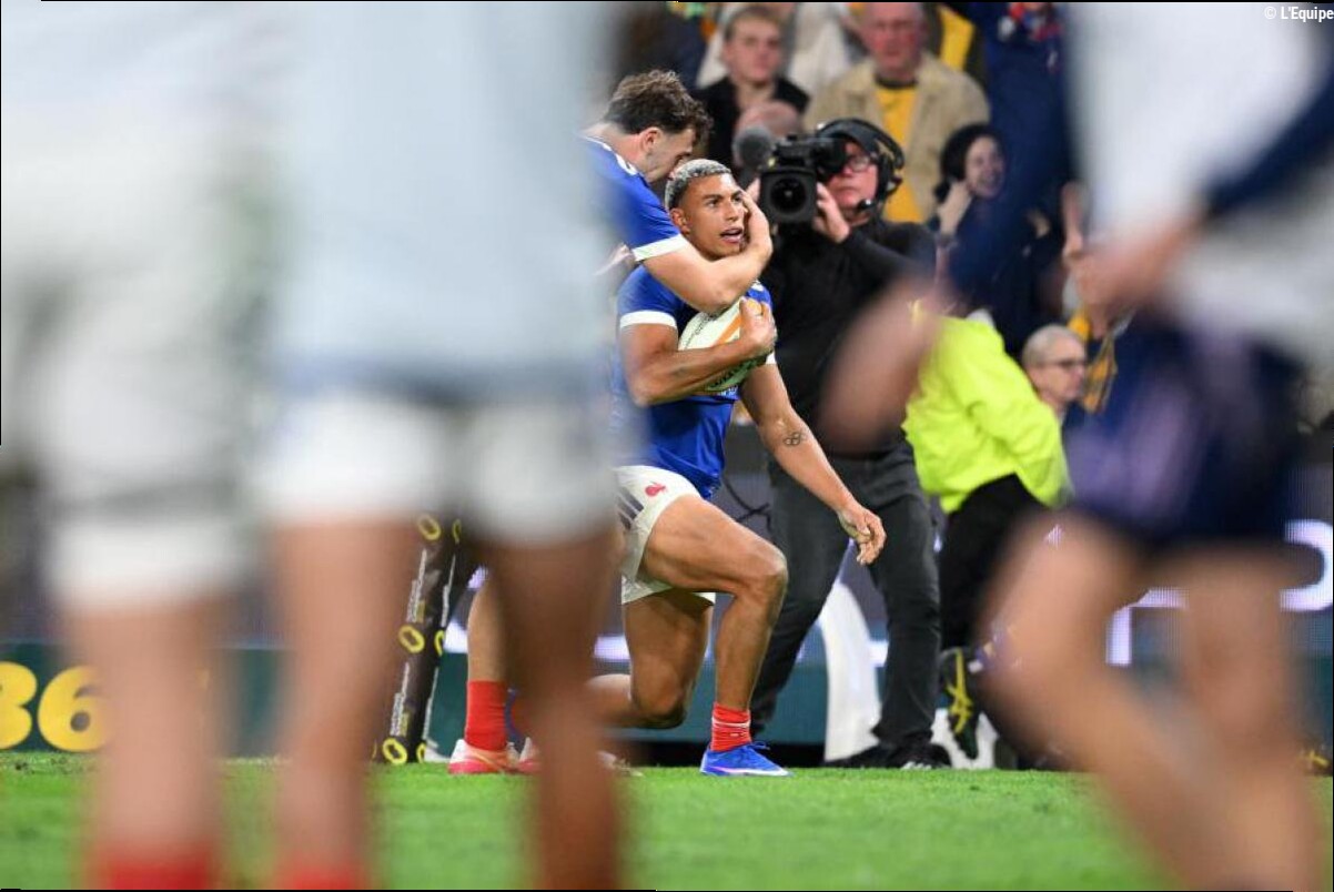 Aaron Grandidier-Nkanang comme dans un rêve après ses deux essais lors de sa première sélection avec les Bleus : « Il y a éno