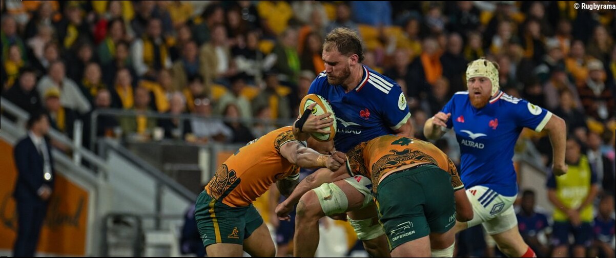XV de France - "Ça fait bizarre de dire qu'une victoire en Australie, c'est normal" : Lenni Nouchi raconte de l'intérieur la 