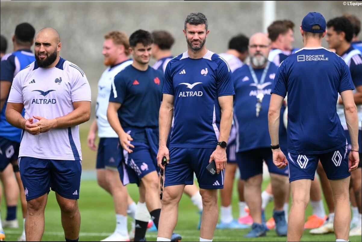 « On a coupé toutes les clims » : comment les Bleus s'adaptent-ils aux changements de conditions climatiques pendant le Champ