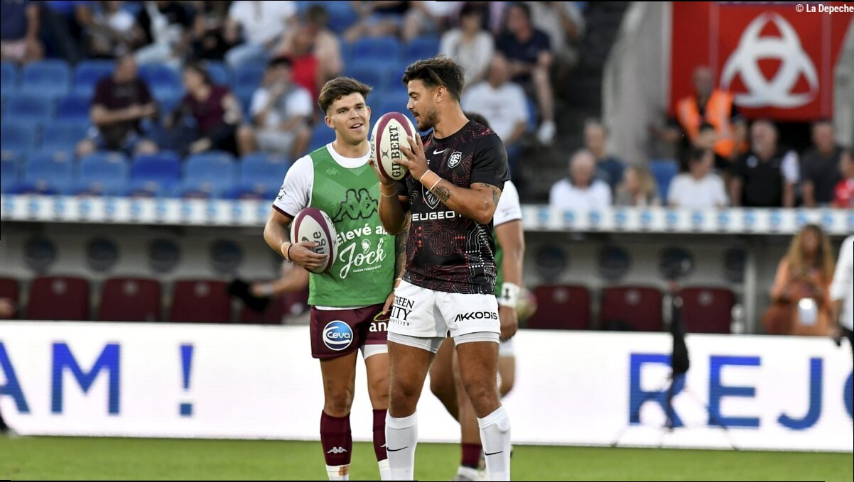 Romain Ntamack : "Les médias en font toute une montagne, mais ça n'a jamais été un souci entre nous" L'ouvreur du Stade Toul