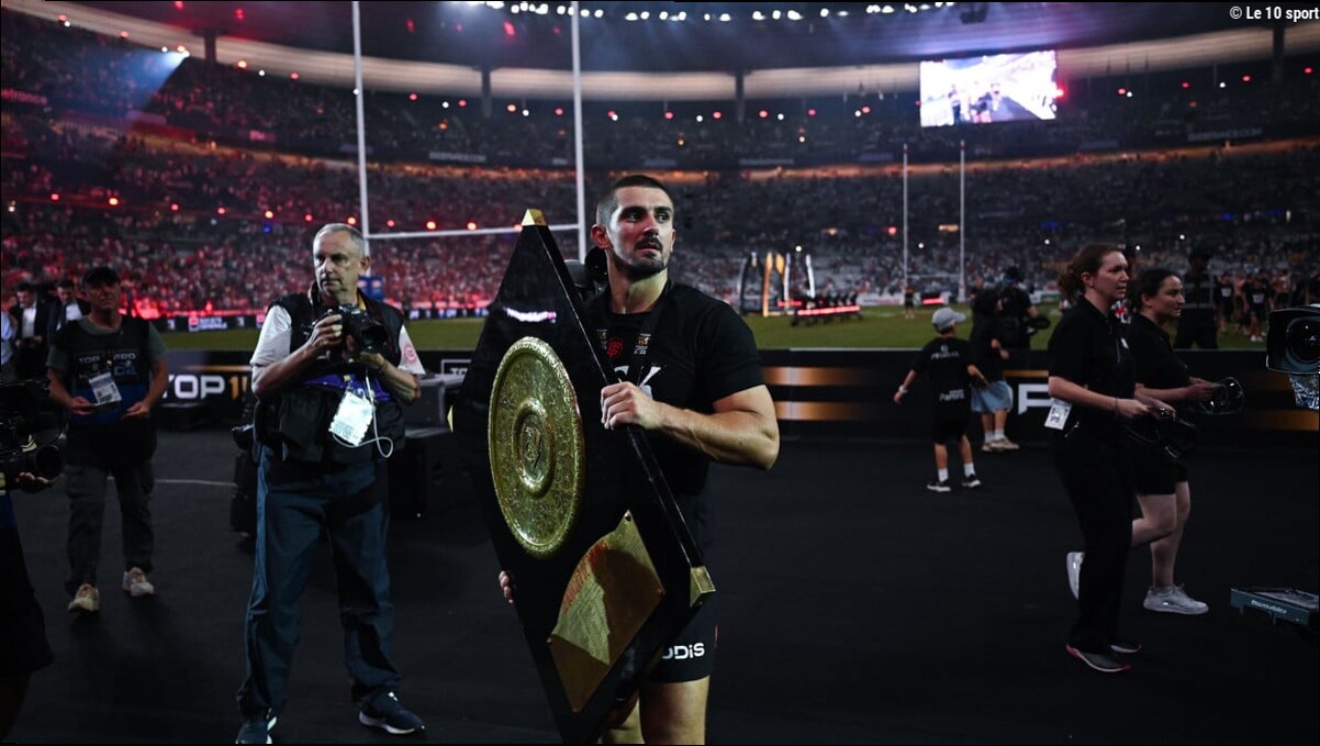 Un poids lourd du Top 14 rêve de Thomas Ramos : Pourquoi le Stade Toulousain pourrait être obligé de le laisser partir...