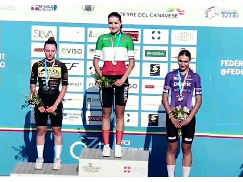 TRICOLORI ASSOLUTI. ELISA BIANCHI CONQUISTA IL TITOLO DELLO SCRATCH DONNE JUNIORES