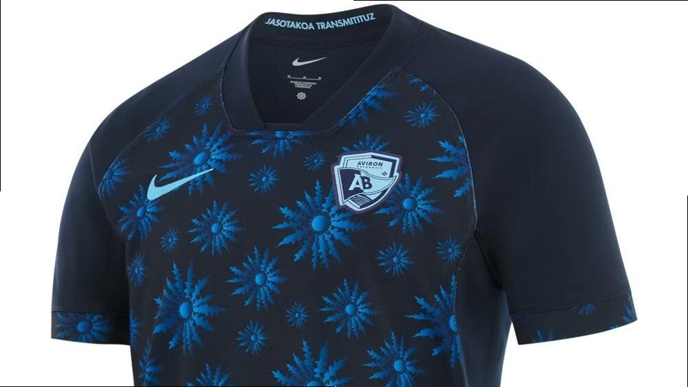 Top 14 : Bayonne dévoile un magnifique maillot fleuri