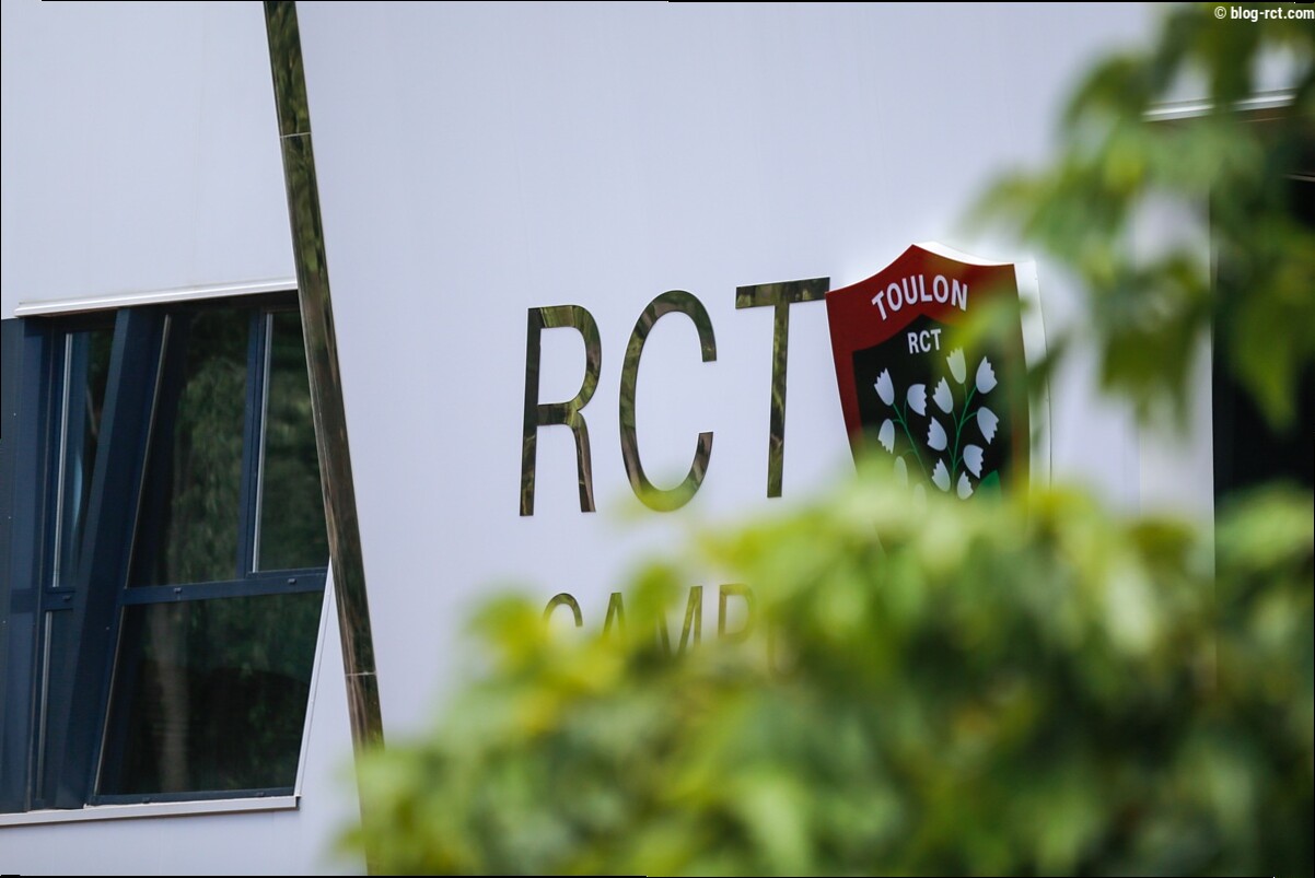 Ce nouveau coach du RCT qui ne laisse personne indifférent : « Il s'inflige des heures de vidéo… »