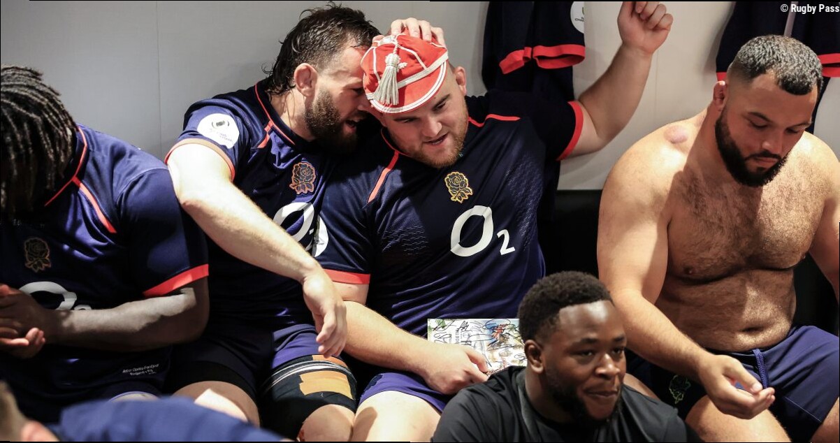 New England cap George Kloska commits his future to Bristol