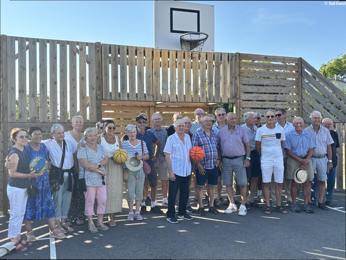 Labretonie : le nouveau City stade réveille les souvenirs du basket local