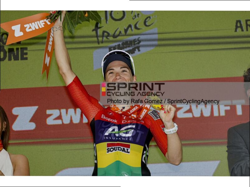TOUR DE FRANCE FEMMES. LE COURT: «HO VINTO CON IL CICLO, PARLARNE NON DOVREBBE ESSERE UN TABU'»