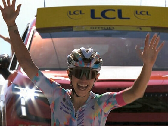 Kasia Niewiadoma conquista el Mont Ventoux y se hace con el maillot amarillo del Tour de Francia