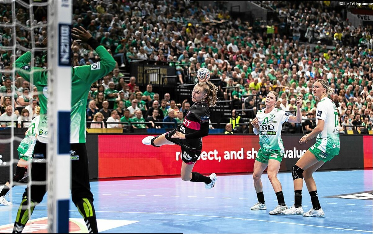 « On n'aime pas en prendre autant » : le Brest Bretagne Handball corrigé à Györ en amical