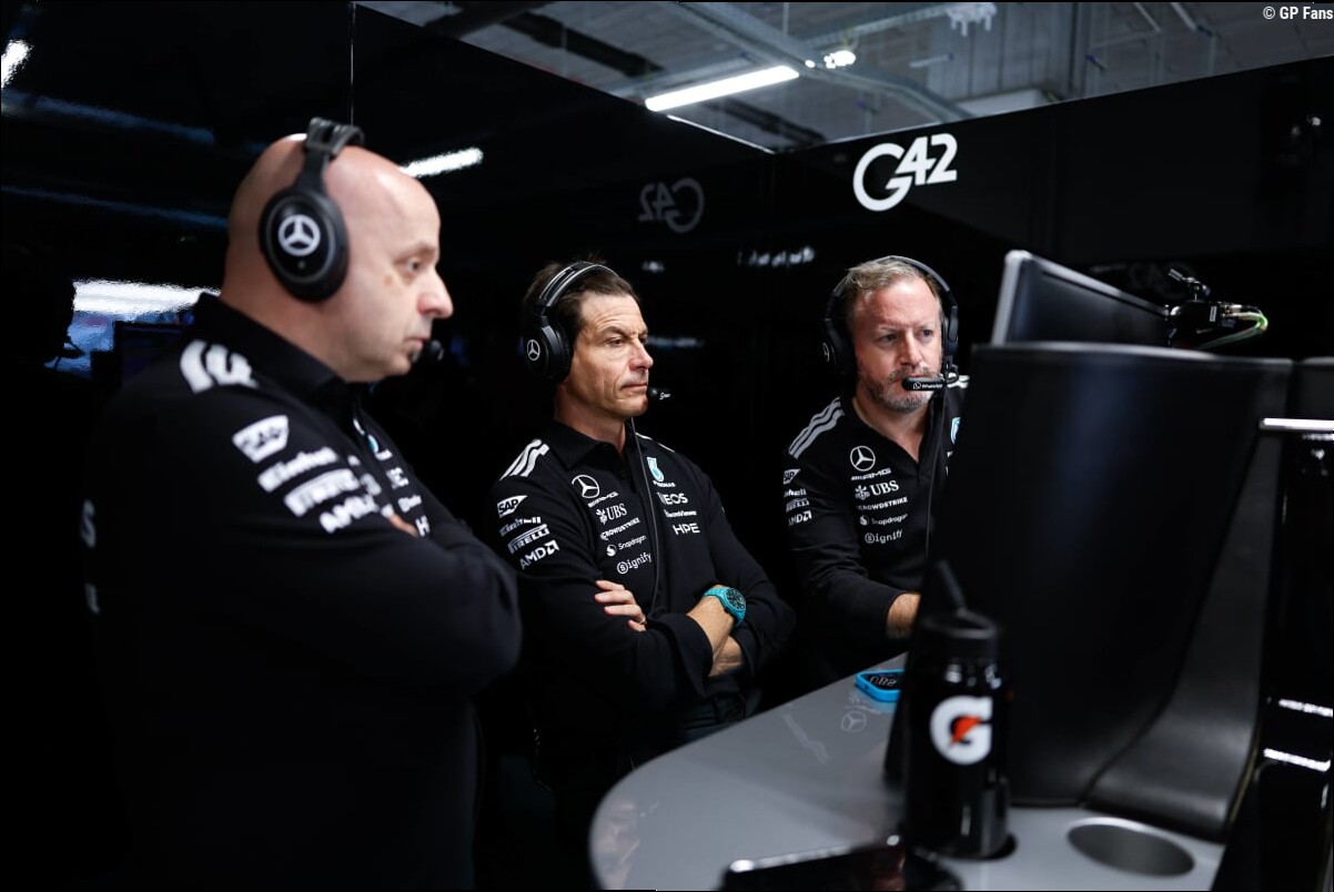 Mercedes 'abandon F1 design' perfected by Ferrari