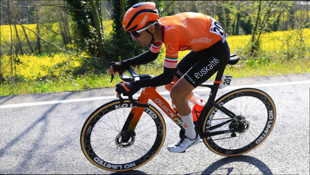 Jon Agirre seguirá dos años más en Euskaltel