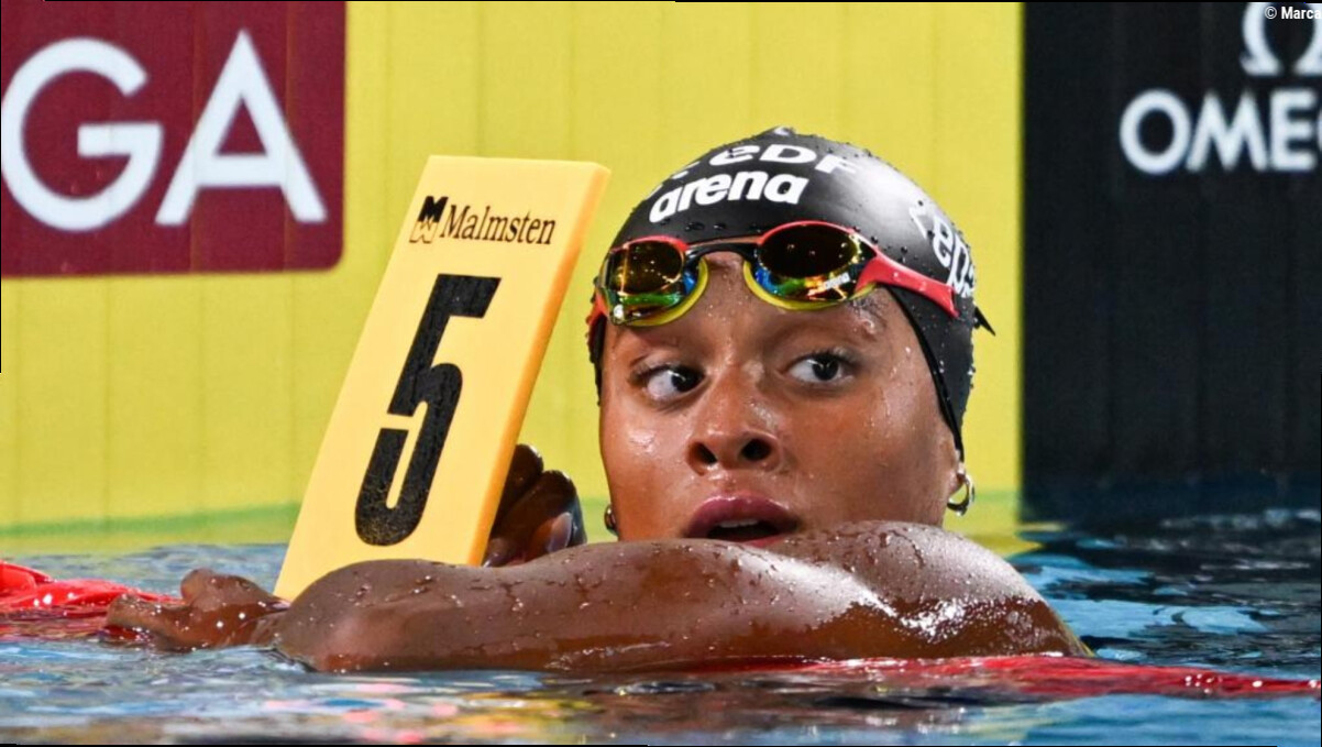 Sara Curtis bate el primer récord del mundo en París