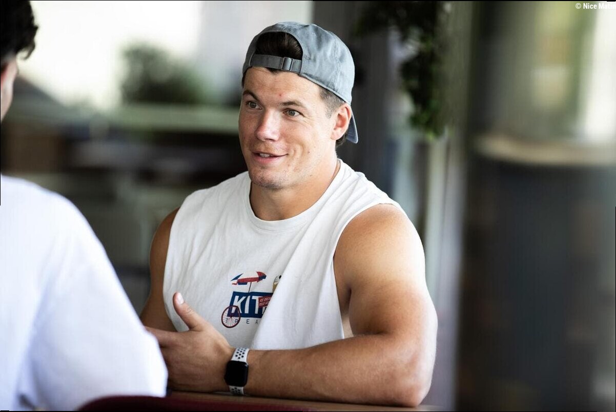 Un an après son opération, dans quel état physique se trouve Huw Jones, la nouvelle recrue XXL de Toulon ?