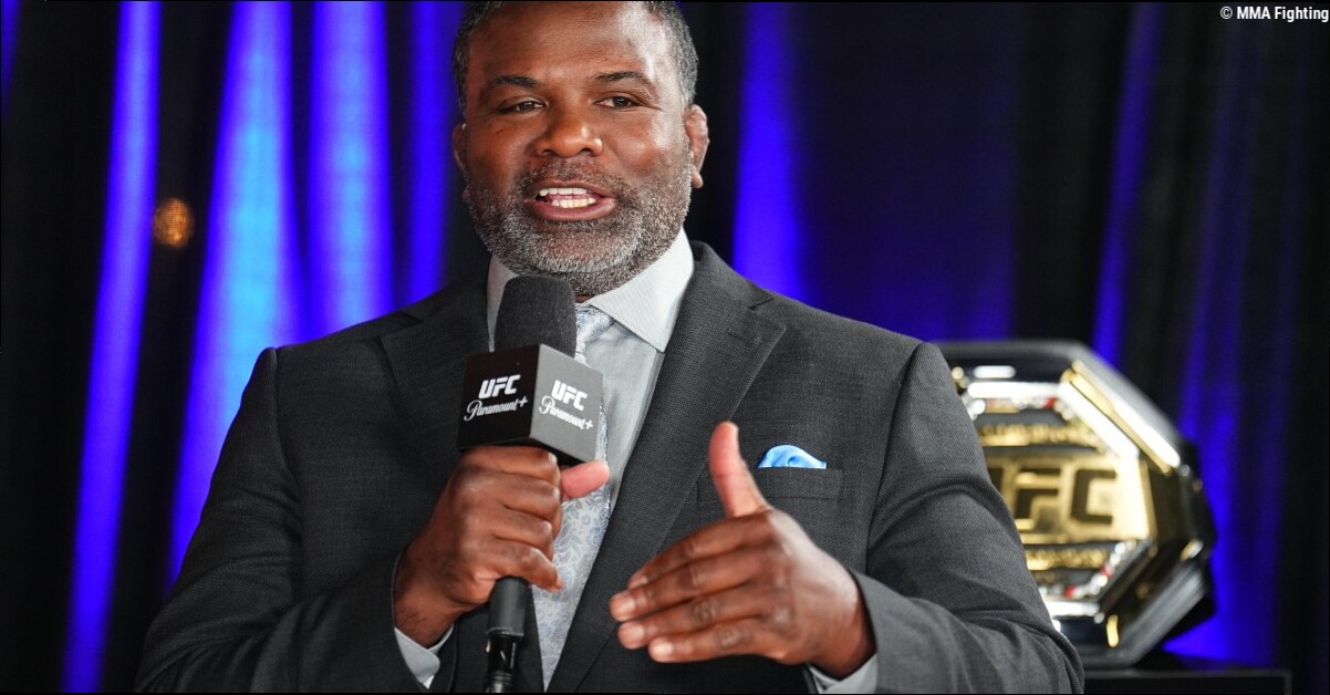 Din Thomas retires from cornering fighters after Gillian Robertson's disappointing loss at UFC 330