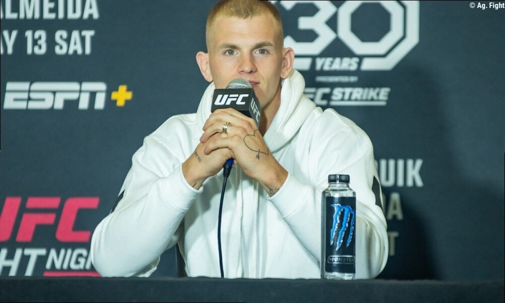 Ian Garry se pronuncia após derrota no UFC 330: "Orgulhoso de mim mesmo"