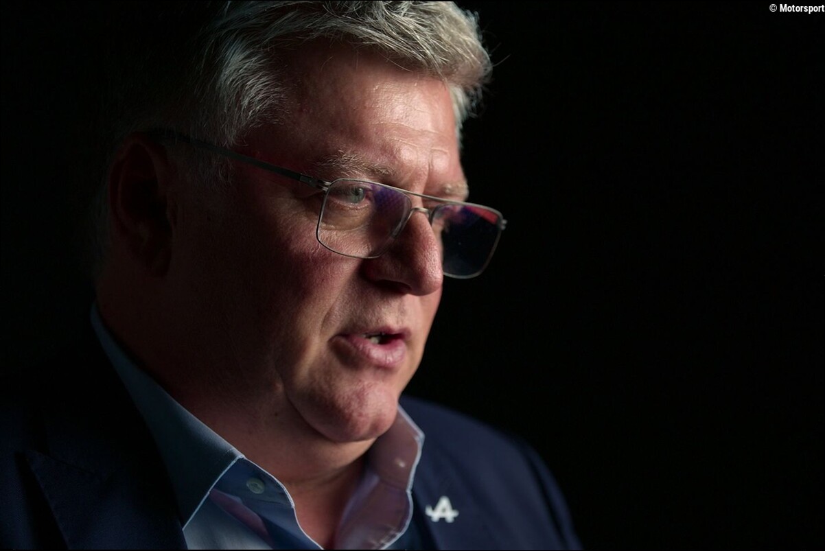 Former F1 team boss reveals bizarre way he warned staff about "Drive to Survive" microphones