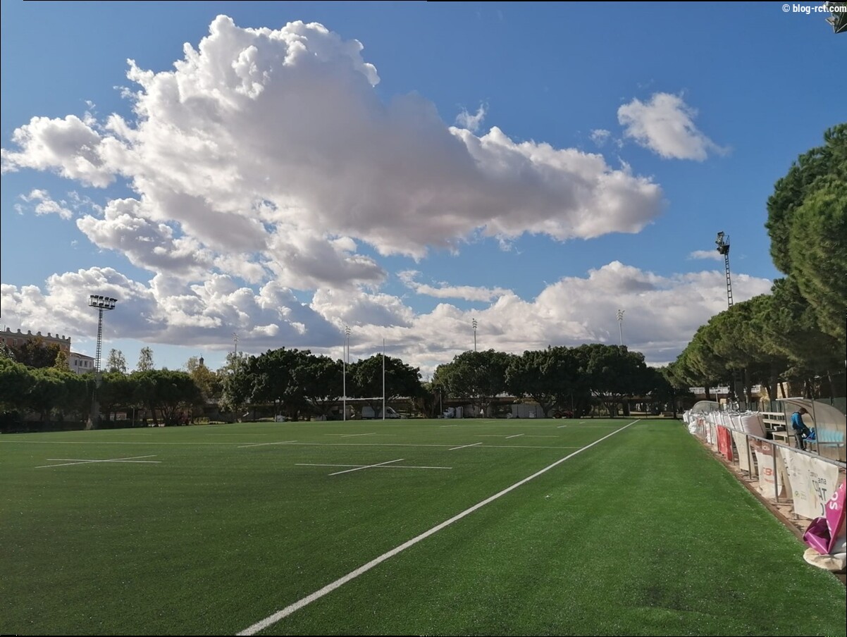Jusqu'à 90°C sur le terrain : Le scandale silencieux du Top 14 face auquel le football a déjà tranché