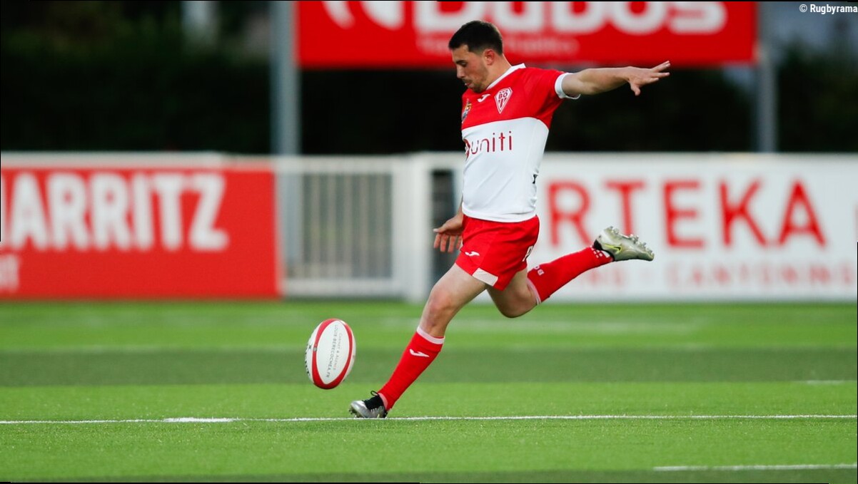 Matchs amicaux - "Je ne suis pas de la région, mais c'est toujours particulier à jouer..." : Edgar Retière (Biarritz) se proj