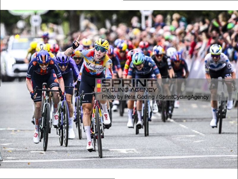TOUR OF BRITAIN WOMEN. WIEBES BRUCIA TUTTE NELLA PRIMA TAPPA. 2^ CONSONNI, 6^ BORGHESI
