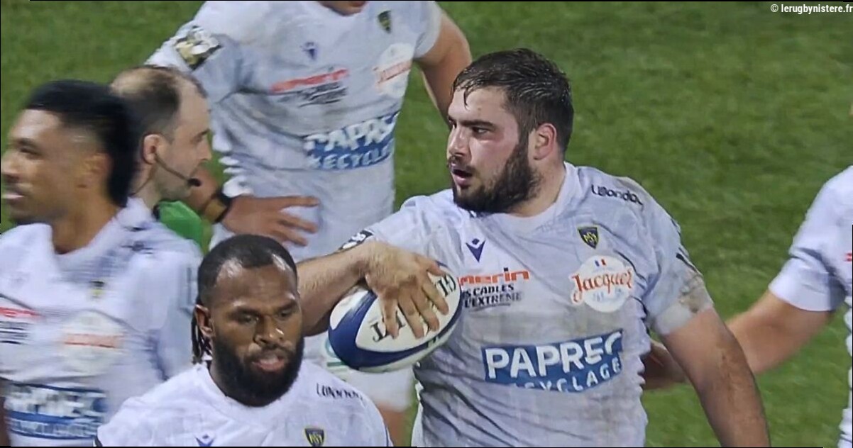« Régis n'est pas venu me le dire » : alors que Montagne est annoncé à Toulon, Urios attend toujours une explication à Clermo