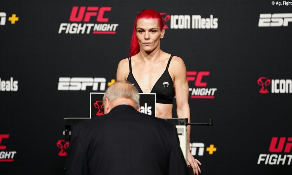 Lutadora rejeita pedido de desculpas de treinador após polêmica no UFC 330