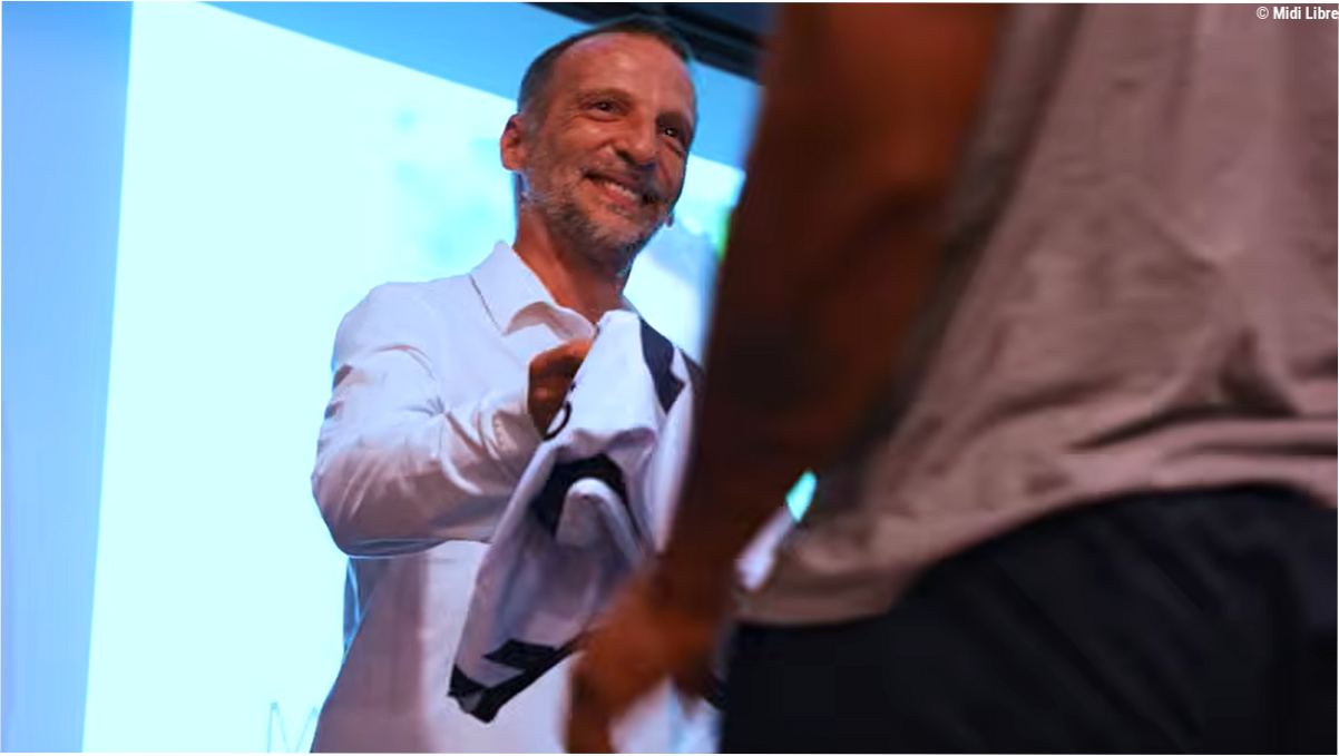 Film du MHR : comment l'acteur Mathieu Kassovitz s'est retrouvé à la remise des maillots de Montpellier pour la finale du Top