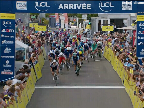 Davide Stella se lleva el esprint en la 3Âª etapa y Haugland conserva el liderato del Tour del Porvenir