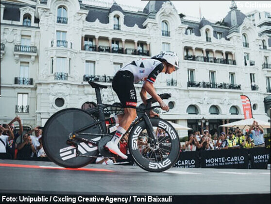 Vuelta a EspaÃ±a: Tadej Pogacar: "Soy un tipo con suerte, me tendrÃ© que pasar por el casino"
