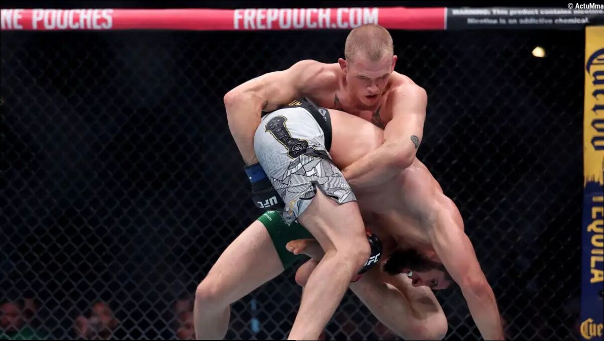 Comment Ian Garry a déjoué la lutte d'Islam Makhachev selon Demetrious Johnson
