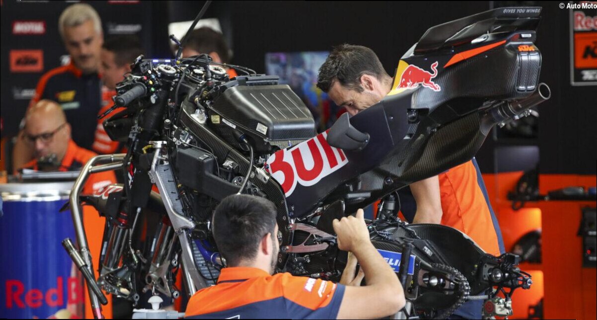 MotoGP : KTM ouvre enfin ses moteurs après une série de problèmes inquiétants