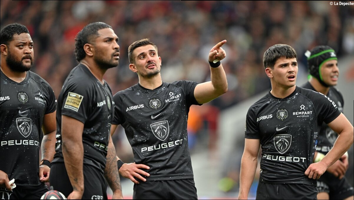 Stade Toulousain : avec le départ de Naoto Saito, qui sera le troisième demi de mêlée derrière Antoine Dupont et Paul Graou ?