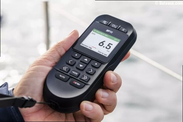 Pilote automatique Raymarine : la RCU 1 ajoute une sécurité pour naviguer en solo