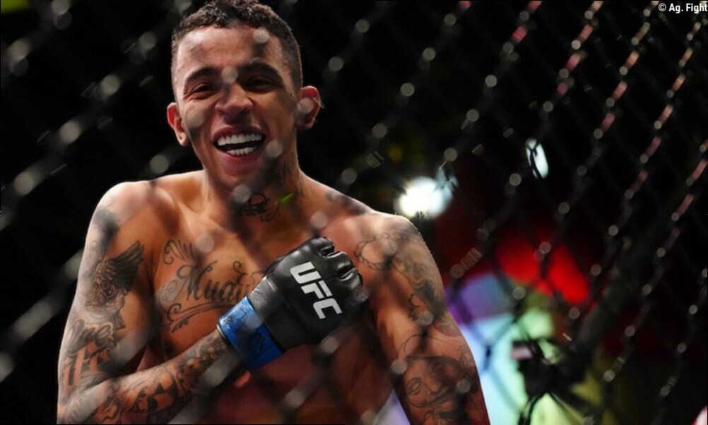Carlos Prates traça plano para desbancar Makhachev: "Acho que ele vai ser f***"