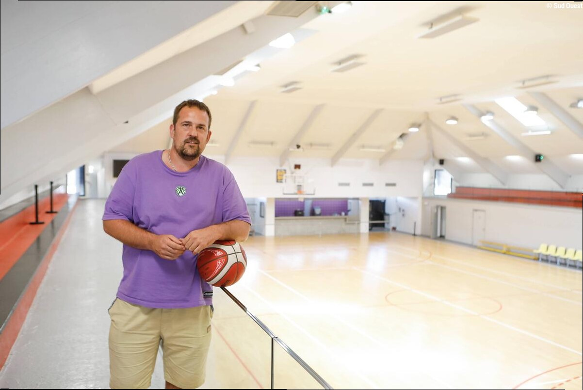 « Si ça peut donner envie à des jeunes de s'y mettre » : le petit club de basket rétais sait y faire pour accueillir les matc