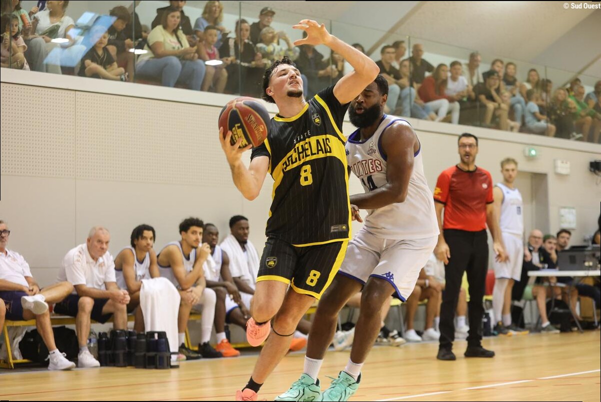 « Pour moi, on est venu perdre notre temps aujourd'hui » : le Stade Rochelais Basket « loin du compte » en amical face à Nant