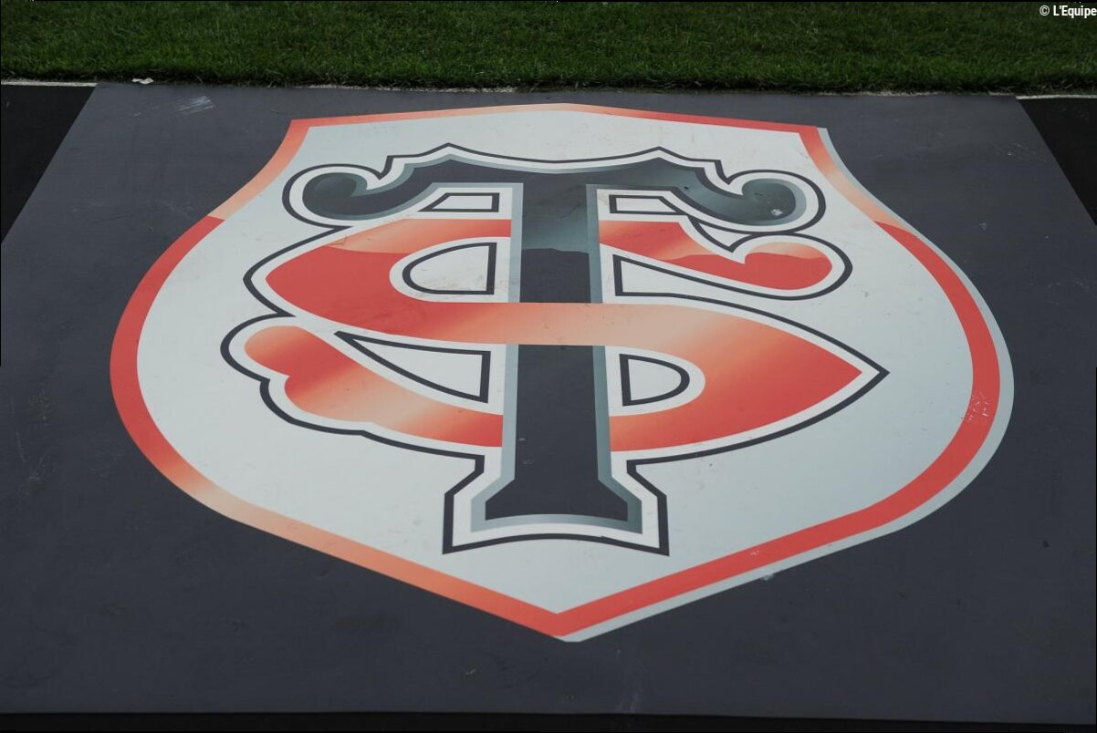 Le Stade Toulousain remporte la 2e étape du Supersevens masculin à Pau, Lyon crée la surprise dans le tableau féminin
