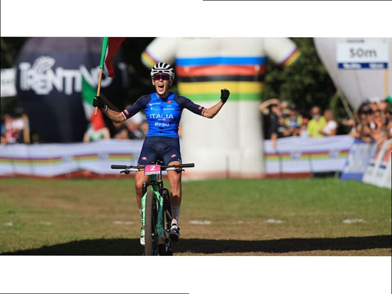 MONDIALI MTB. IN VAL DI SOLE VALENTINA CORVI SI LAUREA CAMPIONESSA DEL MONDO UNDER 23