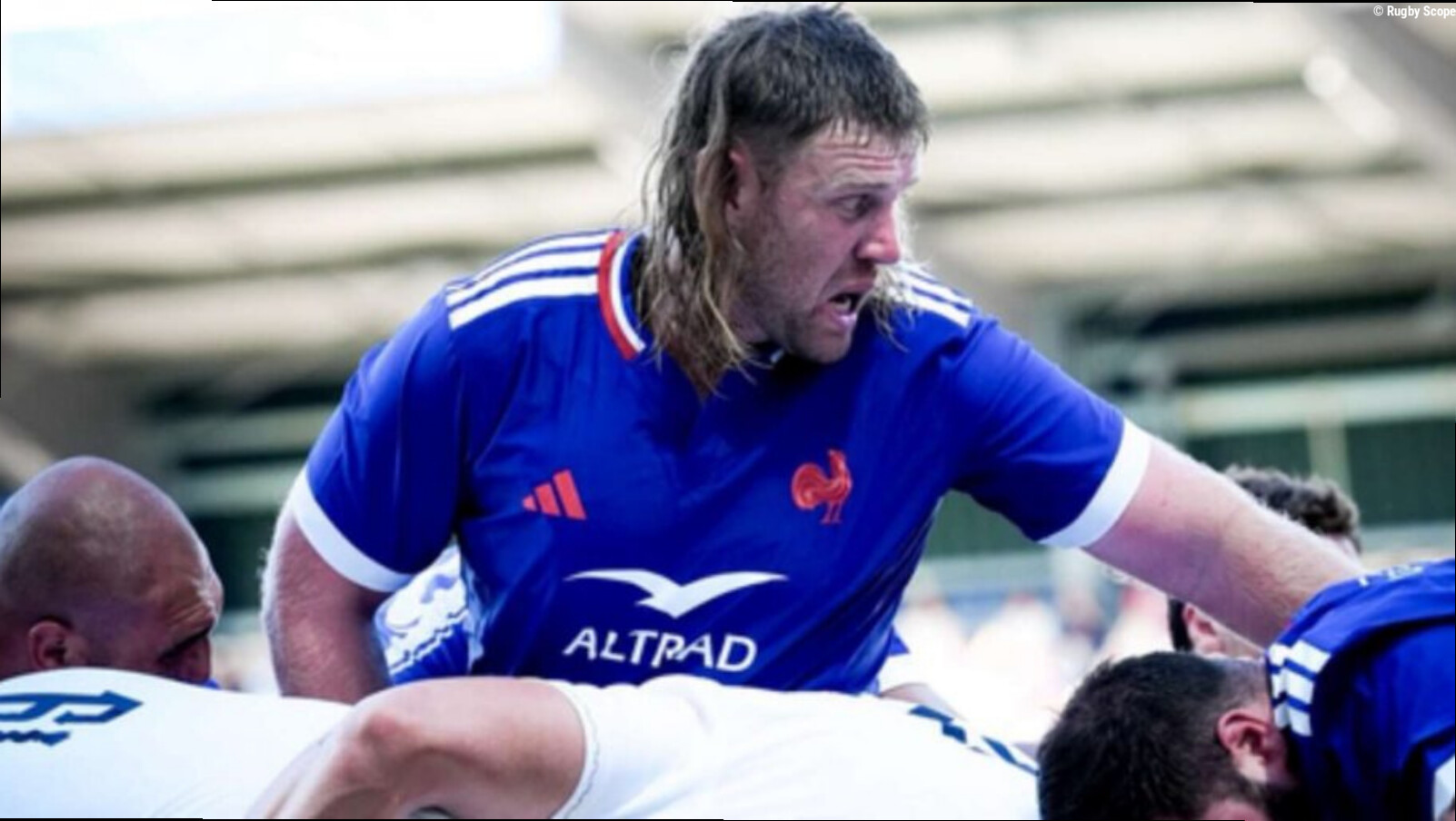 Transferts – Lyon : les discussions avancent avec Tom Staniforth, deux autres Bleus suivis