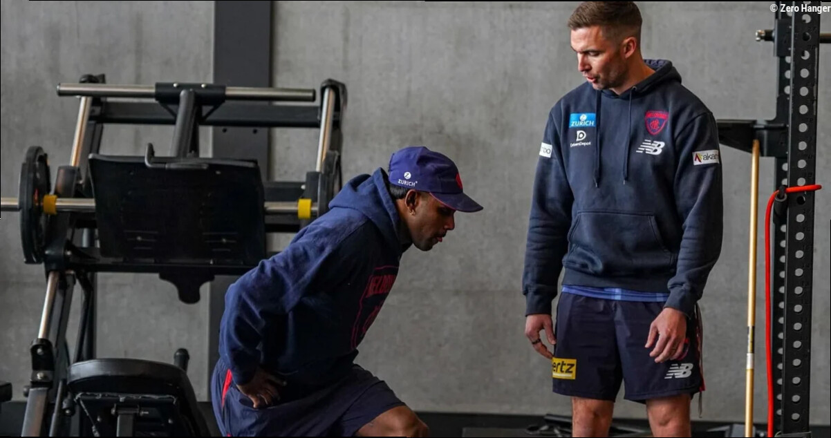 Melbourne high performance guru departs, Vic rival swoops and steals