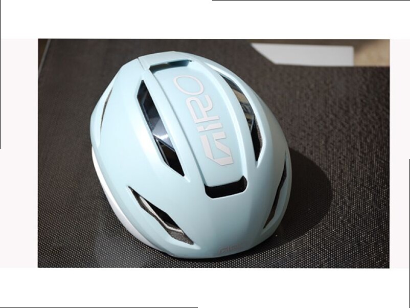 GIRO. ECLIPSE PRO, IL CASCO AERO DI VINGEGAARD: 280 GRAMMI PER SFIDARE IL CALDO