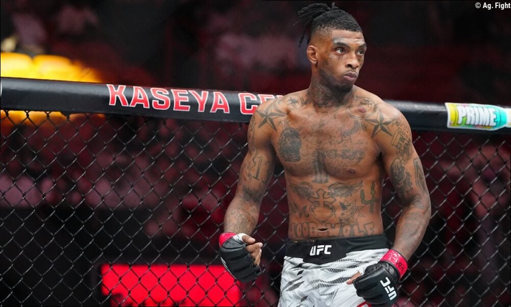 Com luta marcada, atleta do UFC briga com fã fantasiado de Coringa; veja