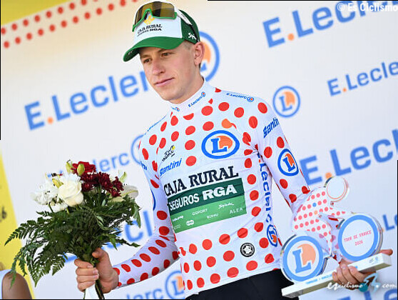 Alex Molenaar renueva dos temporadas con Caja Rural-Seguros RGA