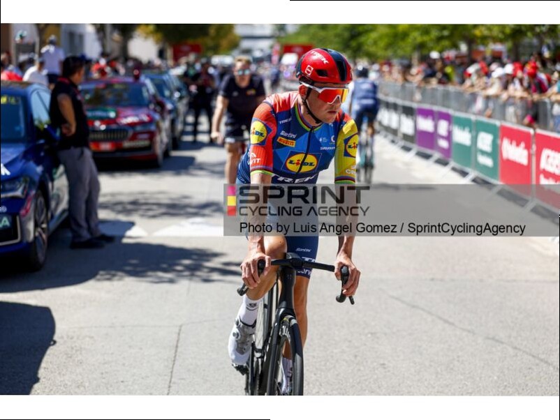 VUELTA. PEDERSEN TORNA A CASA