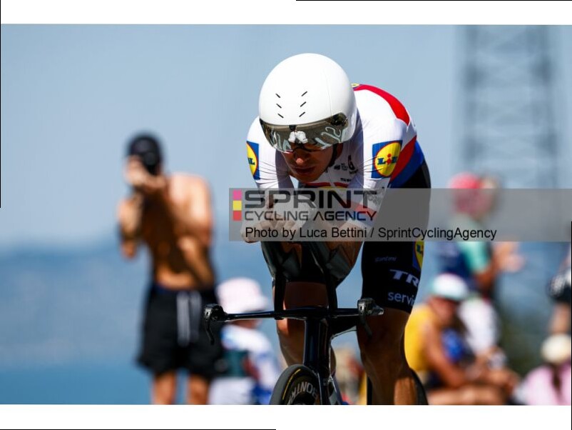 ZLM TOUR. VACEK VINCE LA CRONOMETRO D'APERTURA