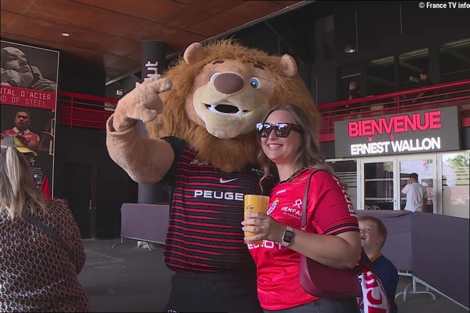 IMAGES."C'est nos héros toute l'année, on leur montre qu'on est là" : le Stade Toulousain célèbre enfin sa victoire au Top 14