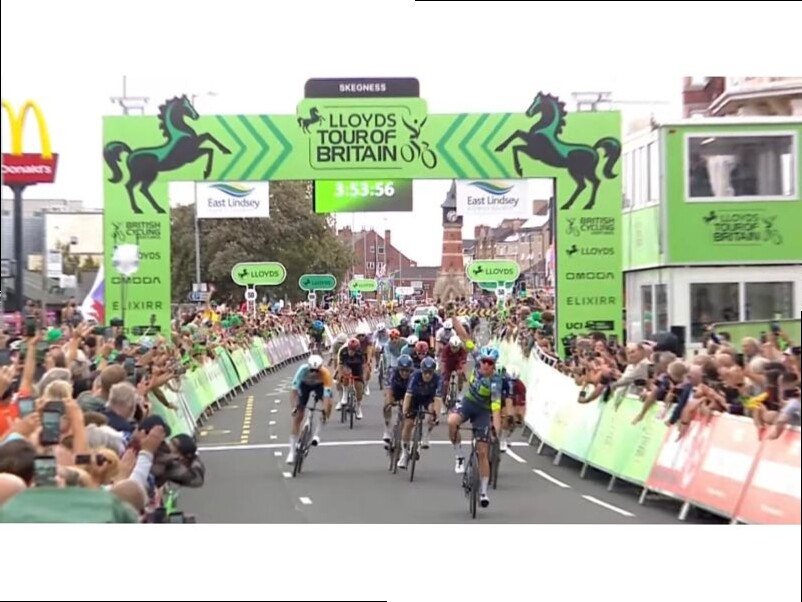 TOUR OF BRITAIN, MERLIER FA SUA ALLO SPRINT LA 2ᵃTAPPA BATTENDO KOOIJ, BENNETT E MOSCHETTI. ASKEY RESTA LEADER