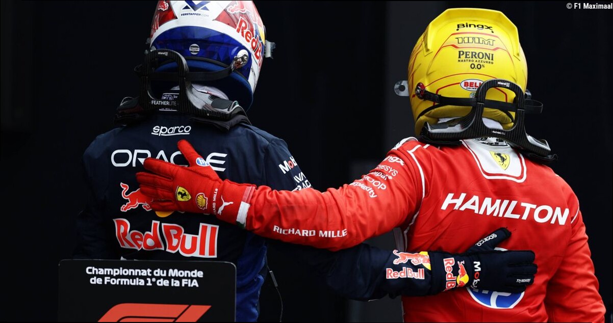 Verstappen op zijn hoede na vraag over Ferrari: "Daar ga ik me niet over uitlaten"