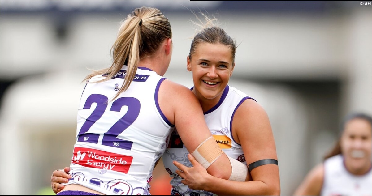 Injury to AA ruck mars Dockers' strong win over Tigers